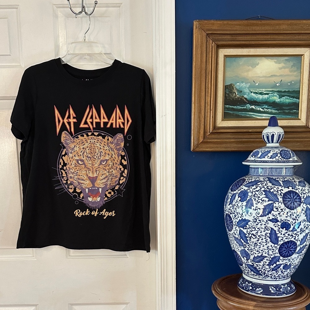 Women’s Def Leppard Rock of Ages Polyester & Cotton Black Short Sleeve T-Shirt